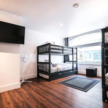 Spacious Apartment In Piccadilly Sleep 6 Vrb ロンドン エクステリア 写真